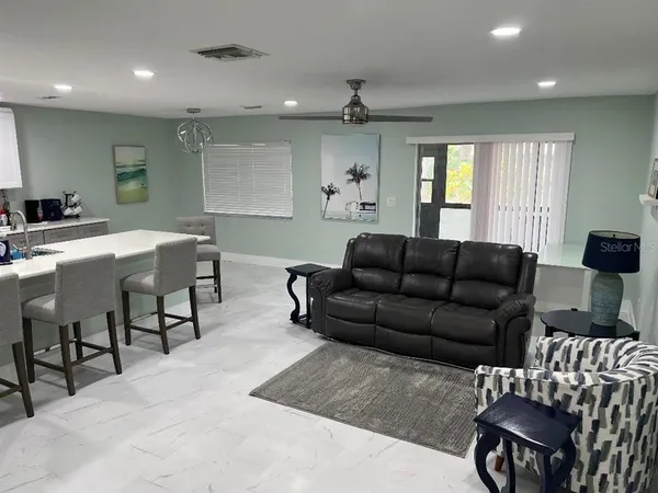 $2,000 | 1220 13th Circle Southeast, Largo, FL 33771