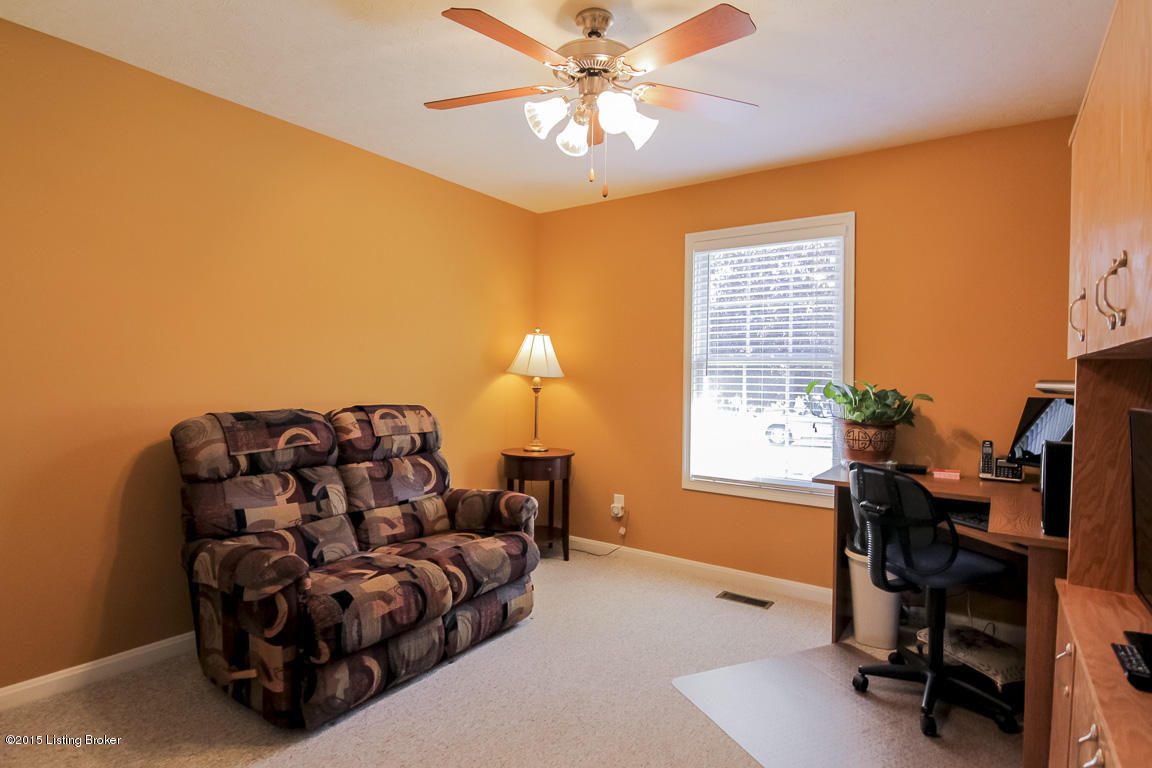 8008 Kellerman Road Louisville, KY 40219 - Photo 37 of 37 0042