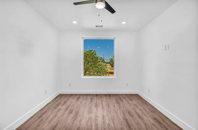 $487,500 | 1006 East Marble Street, Unit A, Burnet, TX 78611