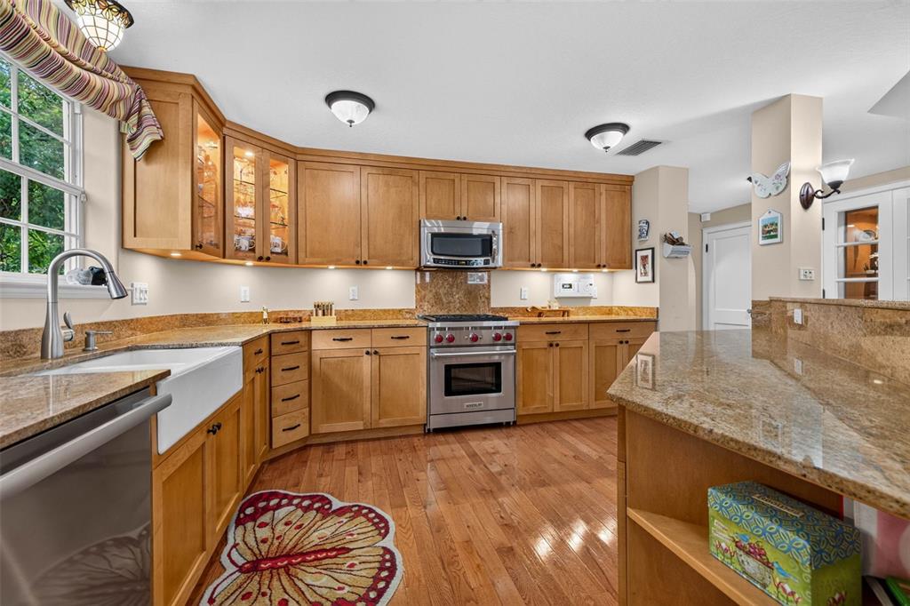 322 Roebling Road South Belleair, FL 33756 - Photo 5 of 46