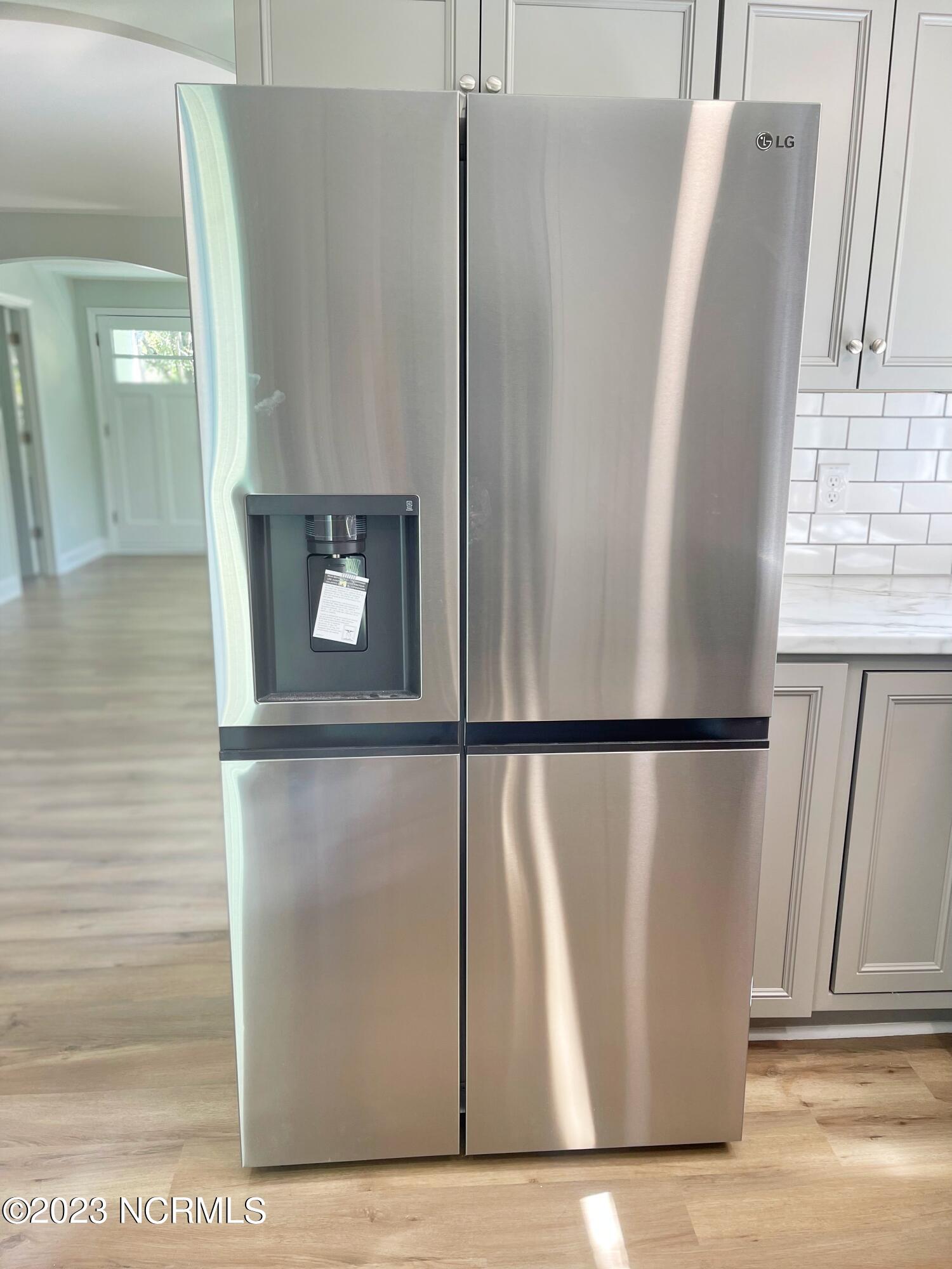 210 Poplar Street New Bern, NC 28560 - Photo 9 of 36 UPSCALE STAINLESS APPLIANCES