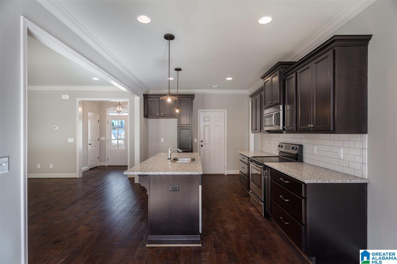 9237 Jardin Circle Leeds, AL 35094 - Photo 10 of 35