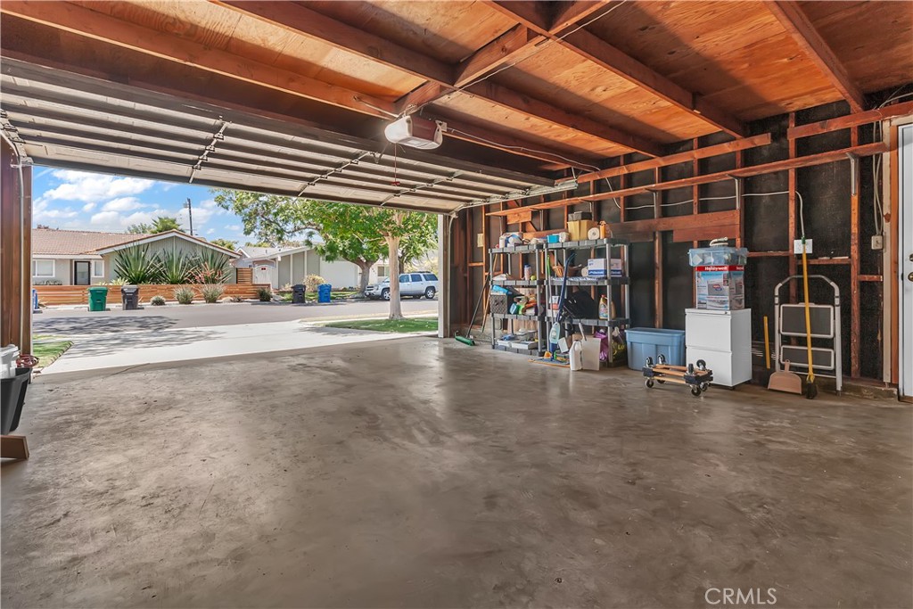 2874 Heather Road Long Beach, CA 90815 - Photo 37 of 37 2 car garage