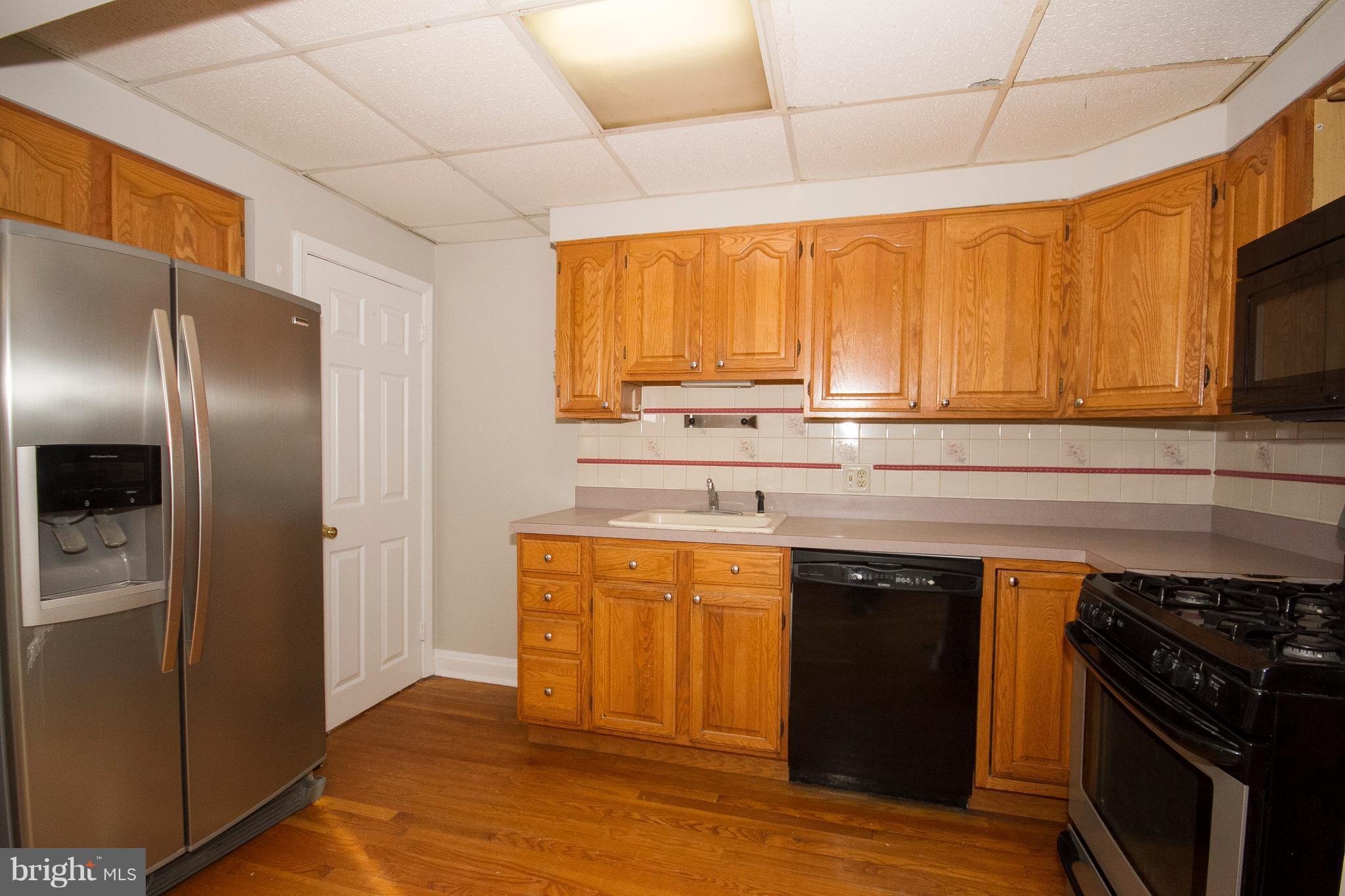 1949 Haselmere Road Baltimore, MD 21222 - Photo 8 of 19 Kitchen