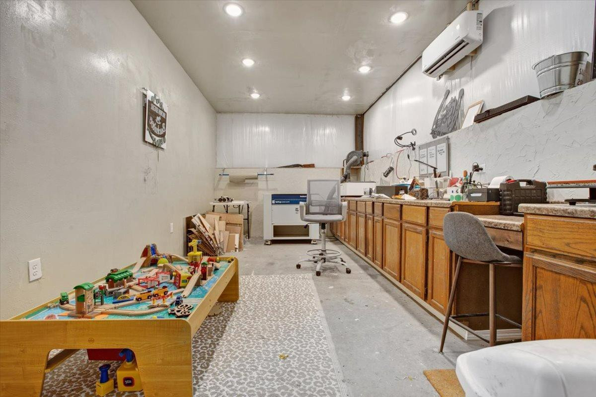1703 Owl Road Lubbock, TX 79407 - Photo 33 of 33 a kitchen with stainless steel appliances lots of counter top space