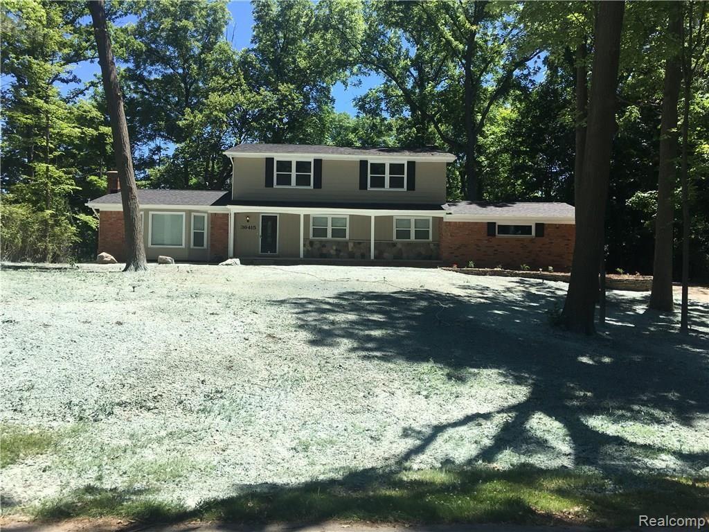 36415 Paddleford Road Farmington Hills, MI 48331 - Photo 1 of 22