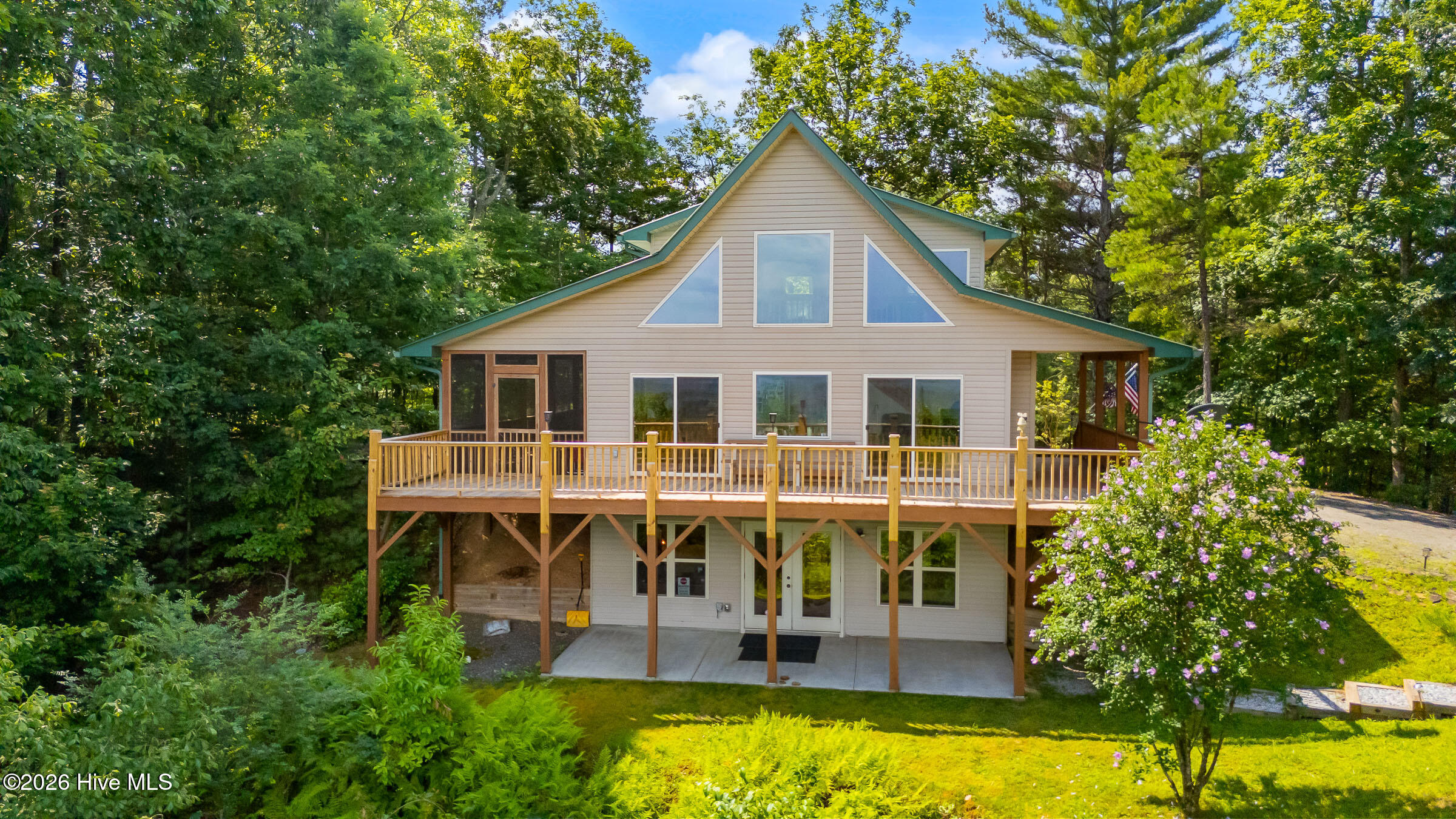 320 Windy Ridge Lane Murphy, NC 28906 - Photo 1 of 57 Gallery Image 1