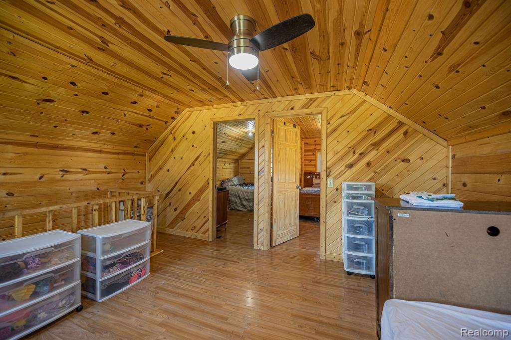 4550 Barnes Road North Branch, MI 48461 - Photo 23 of 38