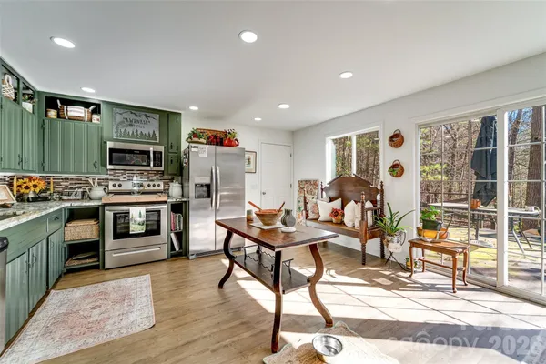 $264,900 | 67 Watauga Heights Road, Franklin, NC 28734