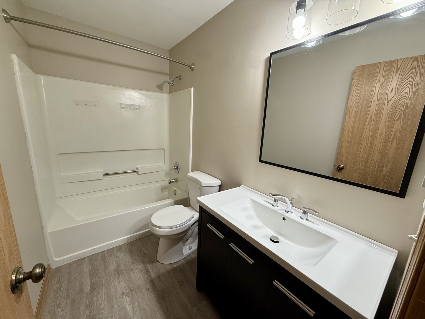 2477 Smithfield Court Aurora, IL 60503 - Photo 17 of 24