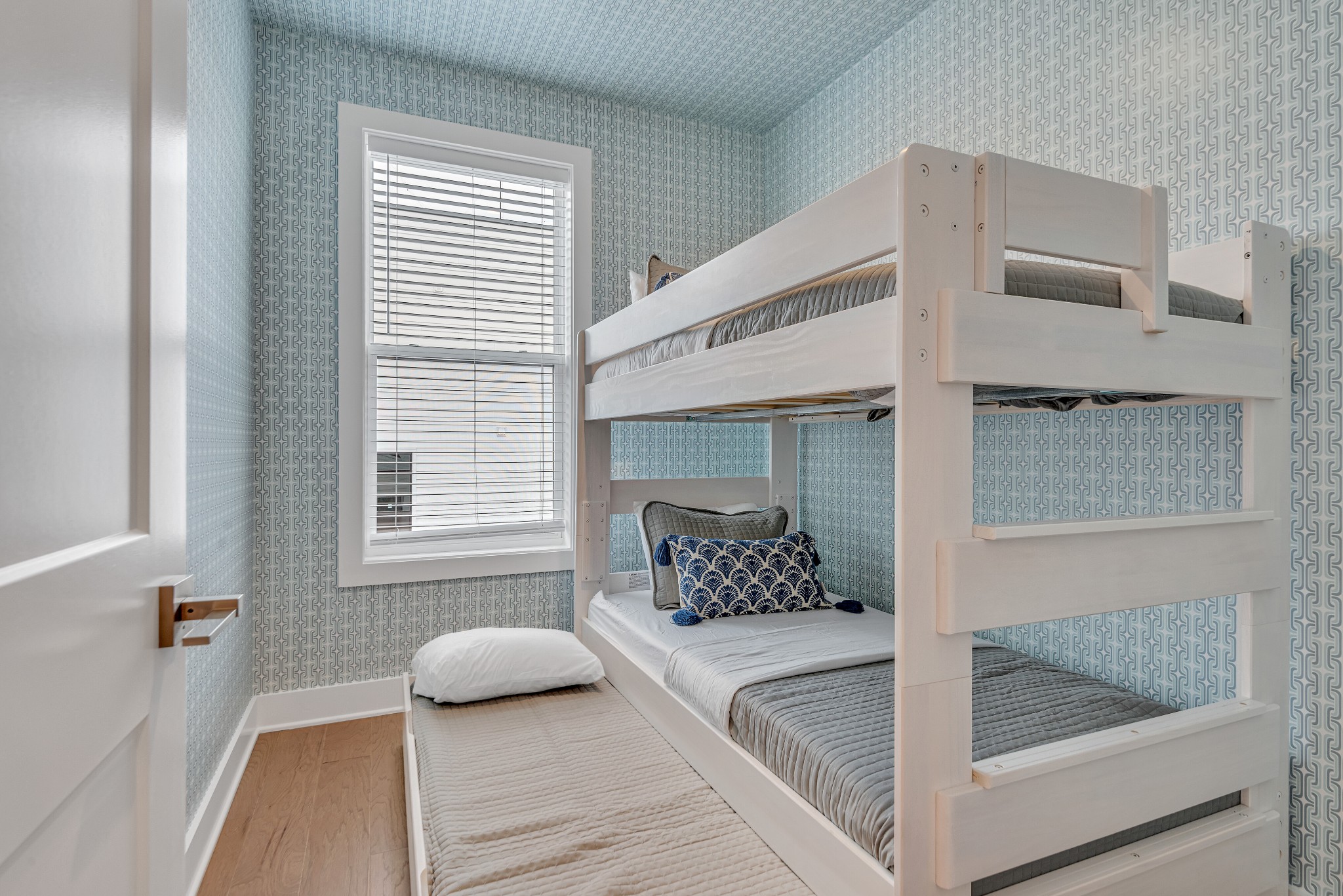 2176 Carson Street, Unit 4 Nashville, TN 37211 - Photo 26 of 45 a living room with furniture and a rug