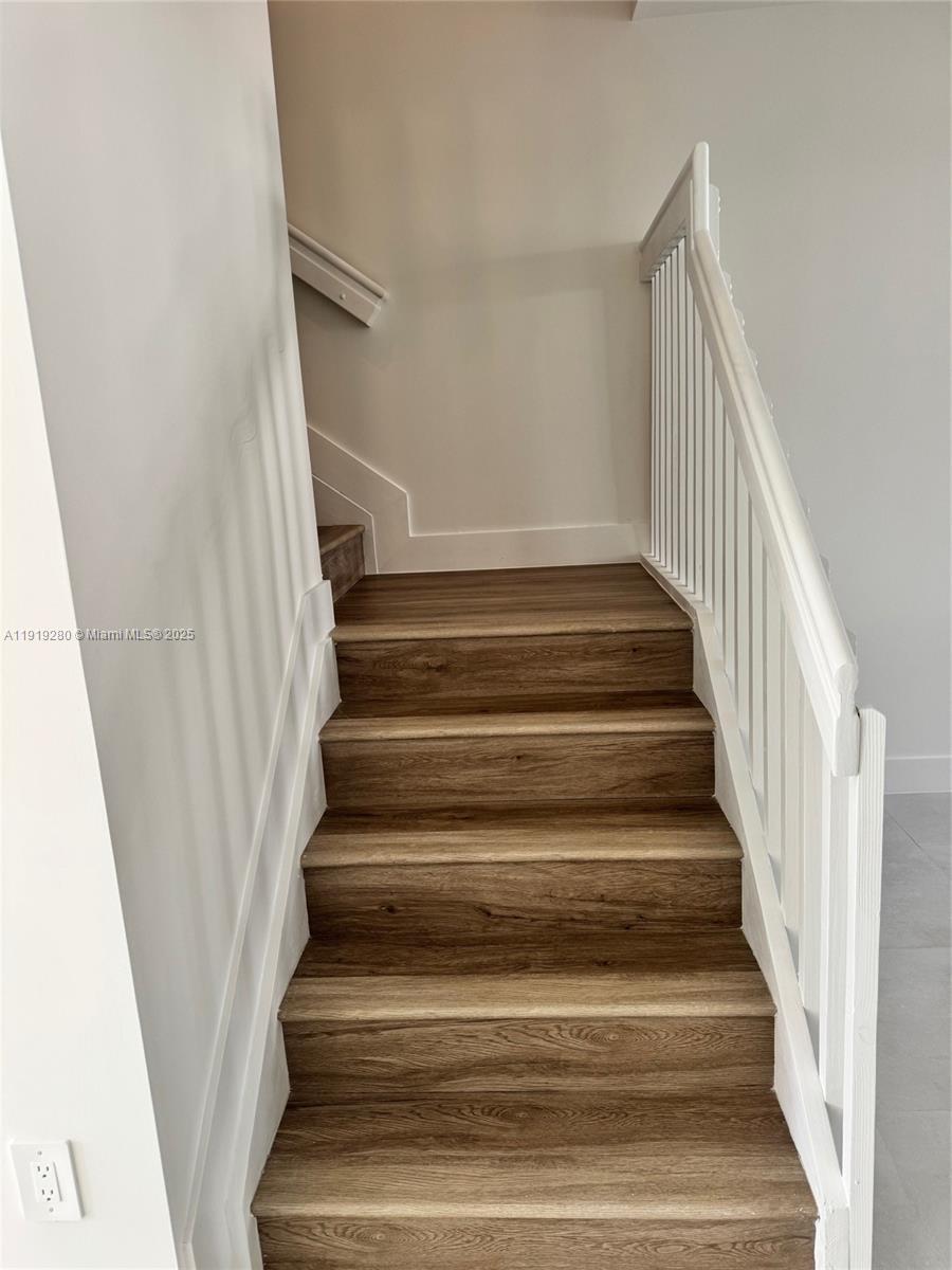 18932 Southwest 344th Terrace, Unit 18932 Homestead, FL 33034 - Photo 8 of 18 a view of entryway