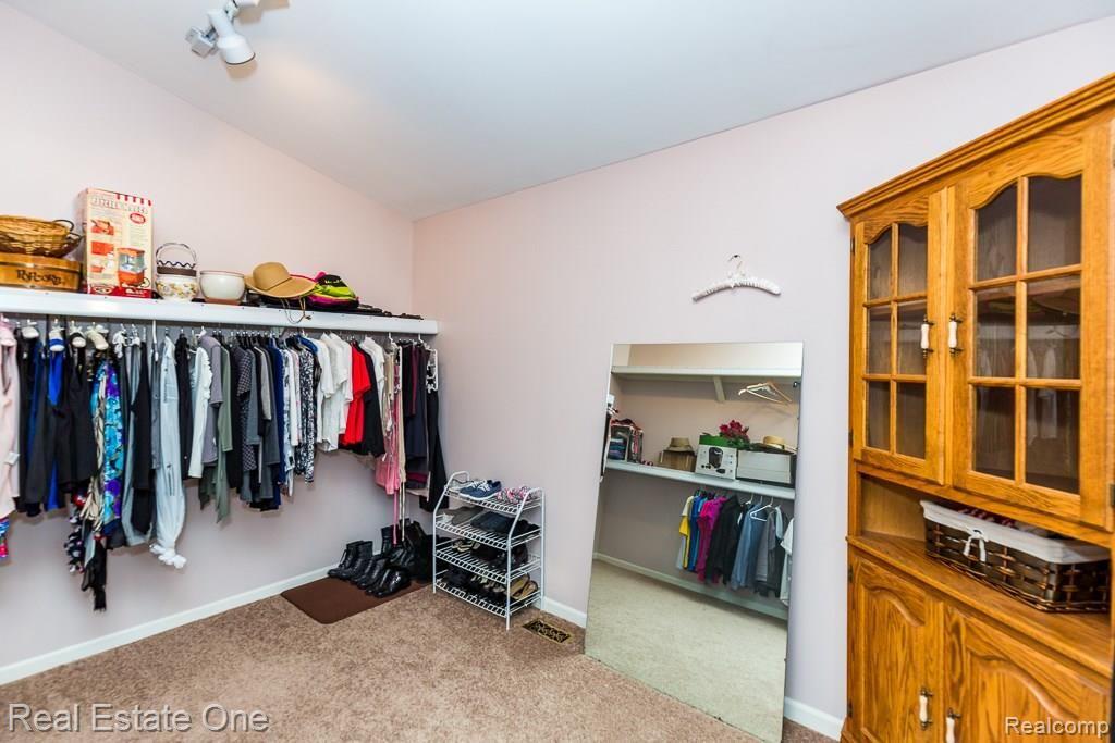 1776 Alsdorf Avenue Rochester Hills, MI 48309 - Photo 17 of 27