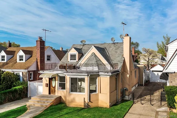 $1,488,888 | 73-33 188th Street | Fresh Meadows