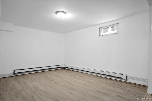 $1,488,888 | 73-33 188th Street | Fresh Meadows