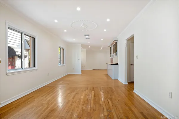 $1,488,888 | 73-33 188th Street | Fresh Meadows