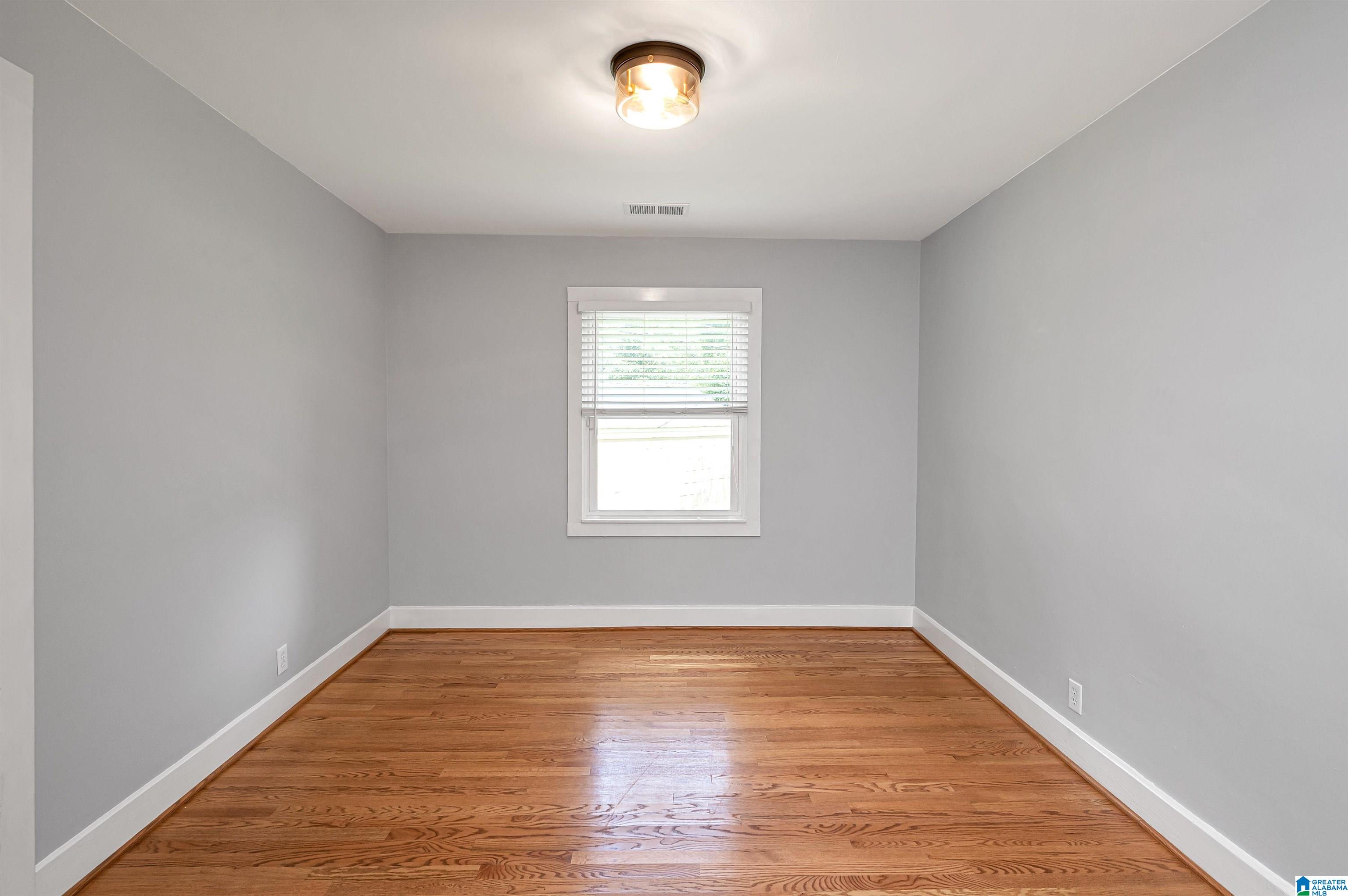 519 Oxmoor Road Birmingham, AL 35209 - Photo 13 of 33