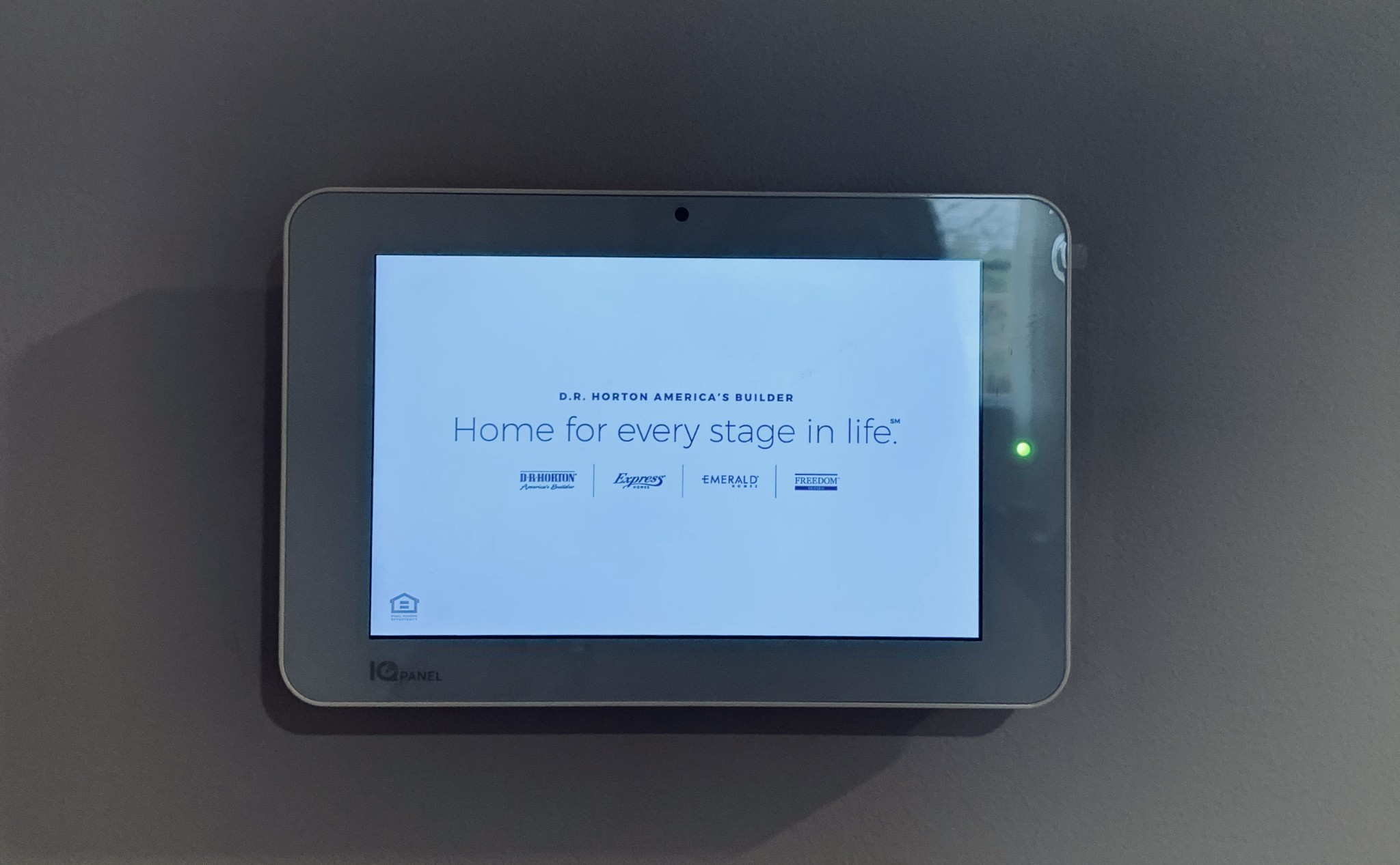 7356 Golden Way White House, TN 37188 - Photo 28 of 31 Qolsys IQ2 Touchscreen Panel + app