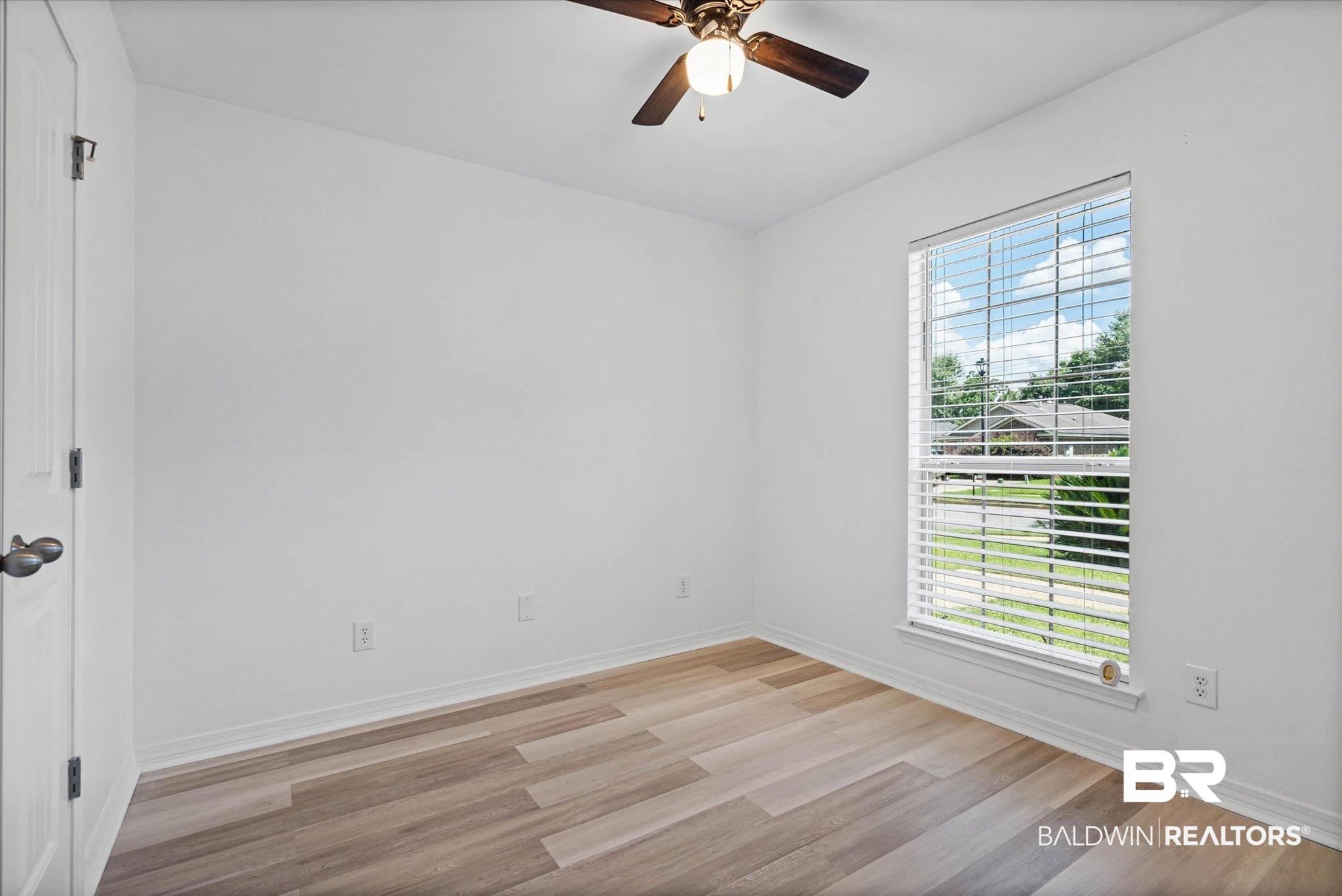 8980 Spring Grove North Mobile, AL 36695 - Photo 11 of 24 Empty room