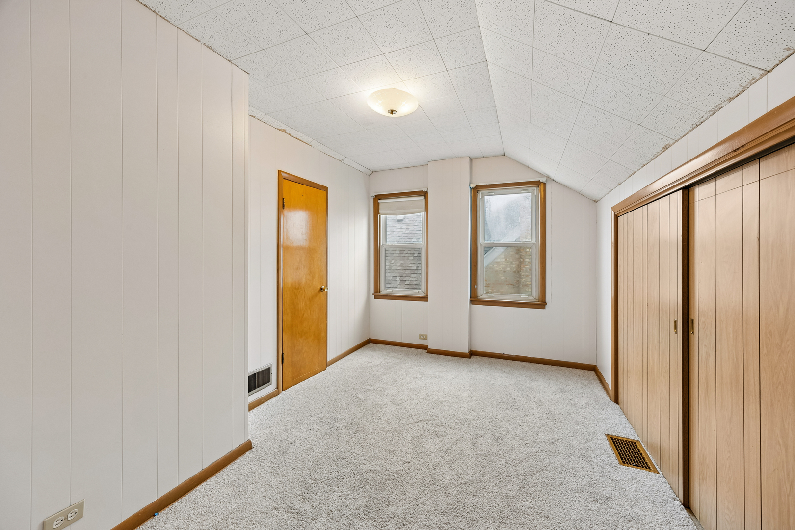 9001 West 23rd Street Riverside, IL 60546 - Photo 14 of 24 Gallery Image 14