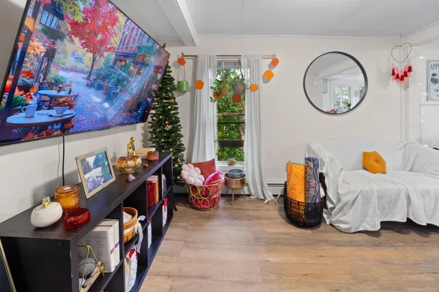 $317,500 | 916 Main Street, Old Town, ME 04468