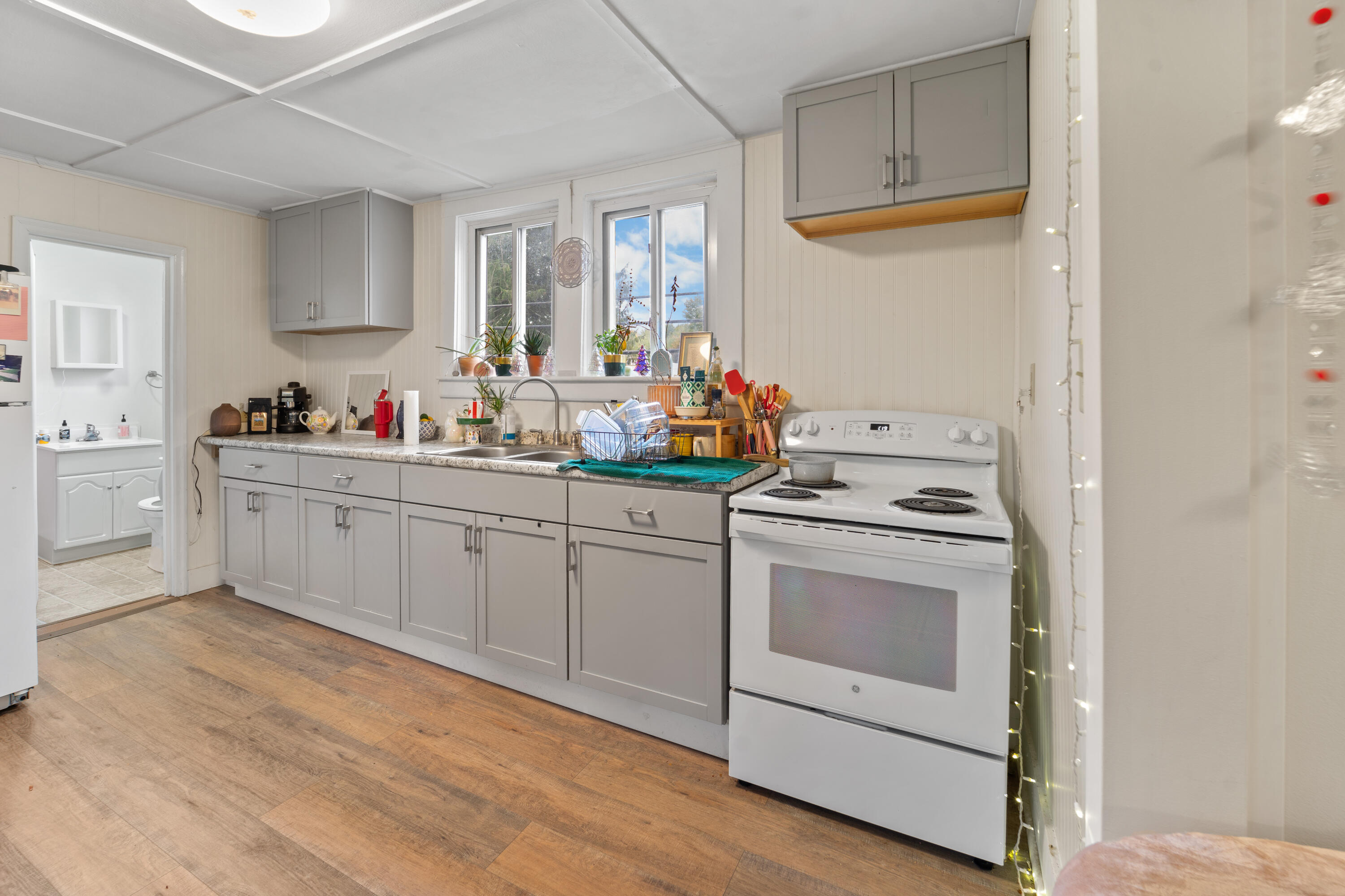 916 Main Street Old Town, ME 04468 - Photo 5 of 52 DSC00951