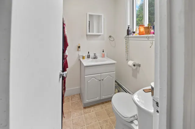 $317,500 | 916 Main Street, Old Town, ME 04468