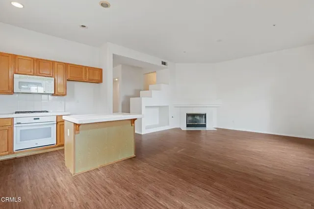 $895,000 | 1930 Del Amo Way, Oxnard, CA 93036