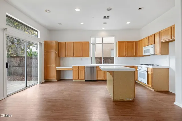 $895,000 | 1930 Del Amo Way, Oxnard, CA 93036