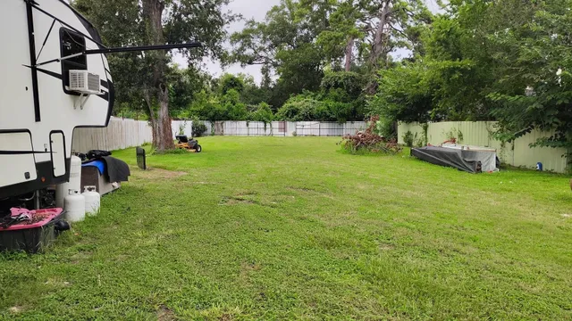 $135,000 | 7445 Laura Koppe Road, Houston, TX 77028