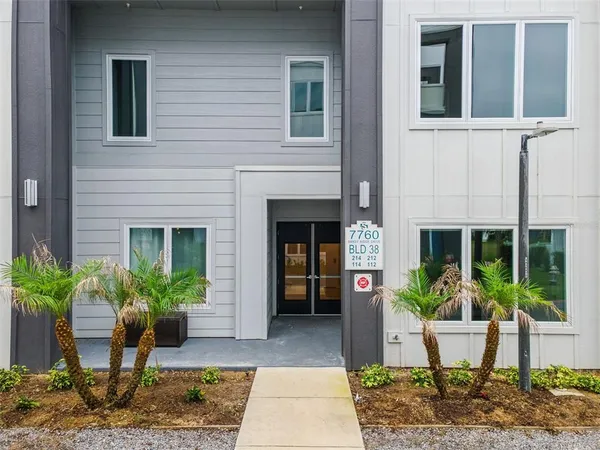 $404,400 | 7760 Sandy Ridge Drive, Unit 214, Reunion, FL 34747