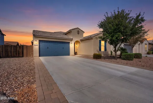 $550,000 | 2042 East Flintlock Drive, Gilbert, AZ 85298