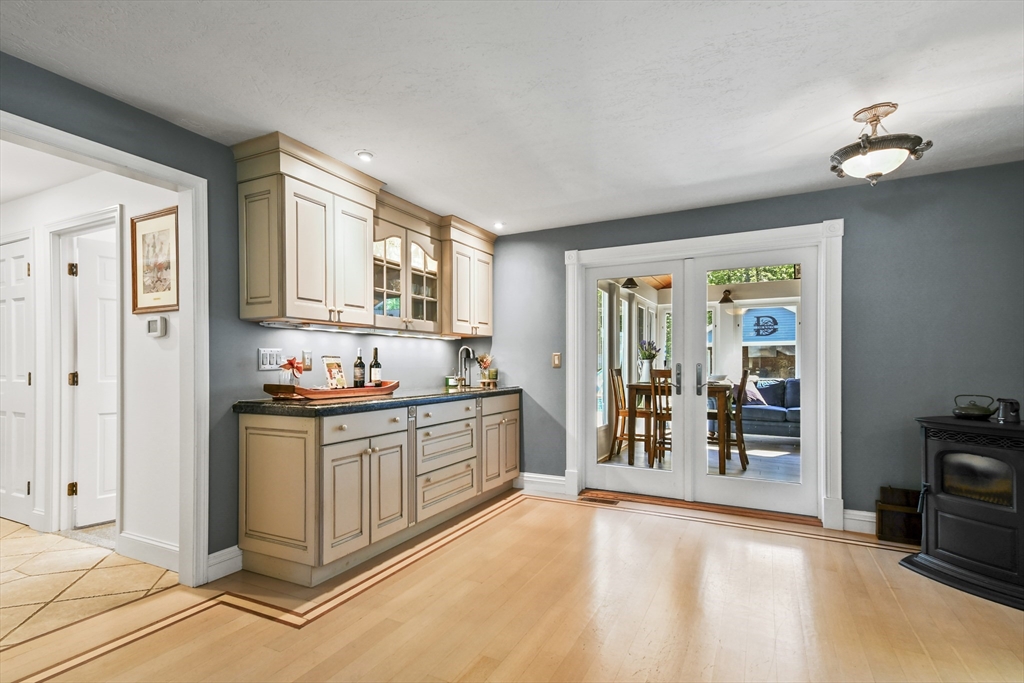 145 Stonehill Road East Longmeadow, MA 01028 - Photo 11 of 42