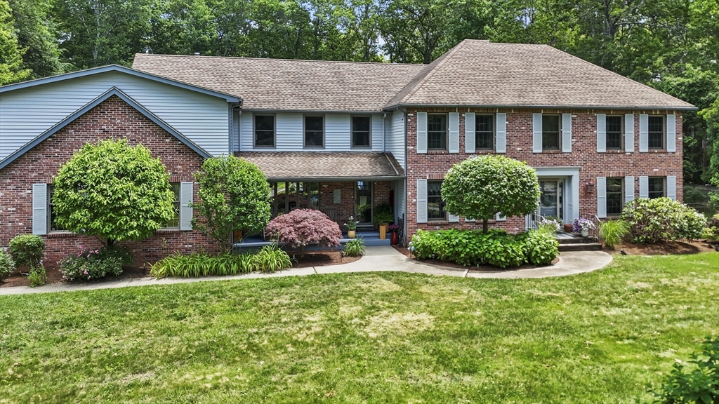 145 Stonehill Road East Longmeadow, MA 01028 - Photo 2 of 42