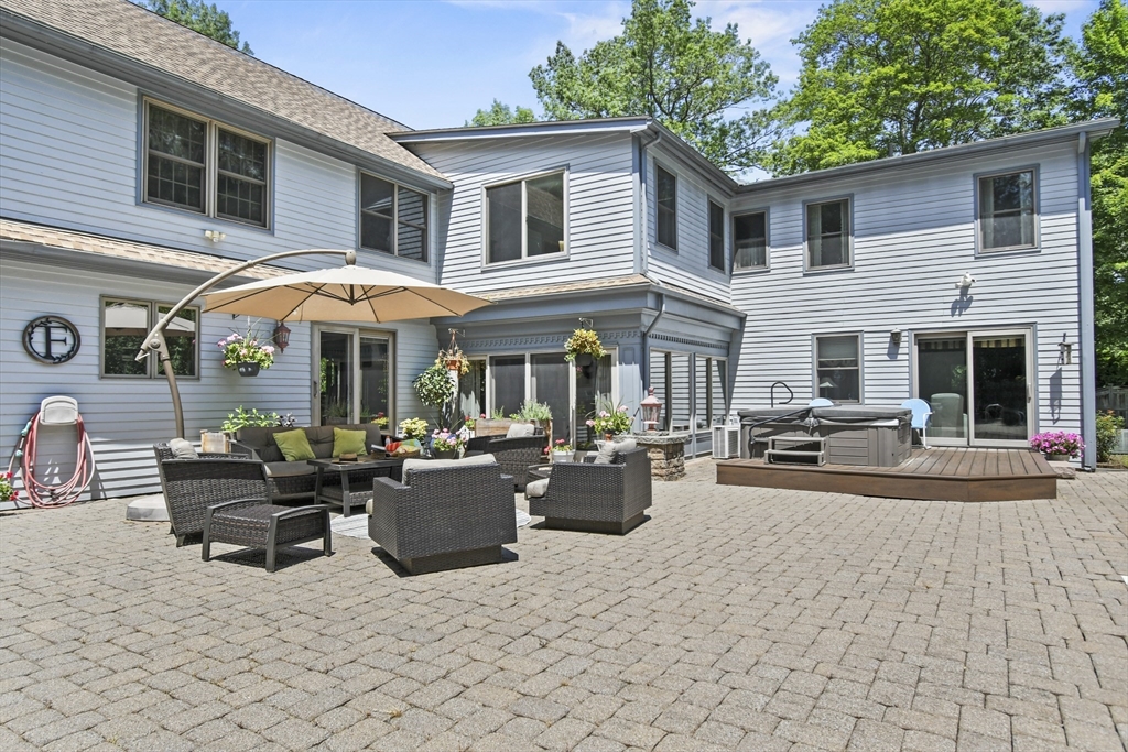 145 Stonehill Road East Longmeadow, MA 01028 - Photo 25 of 42