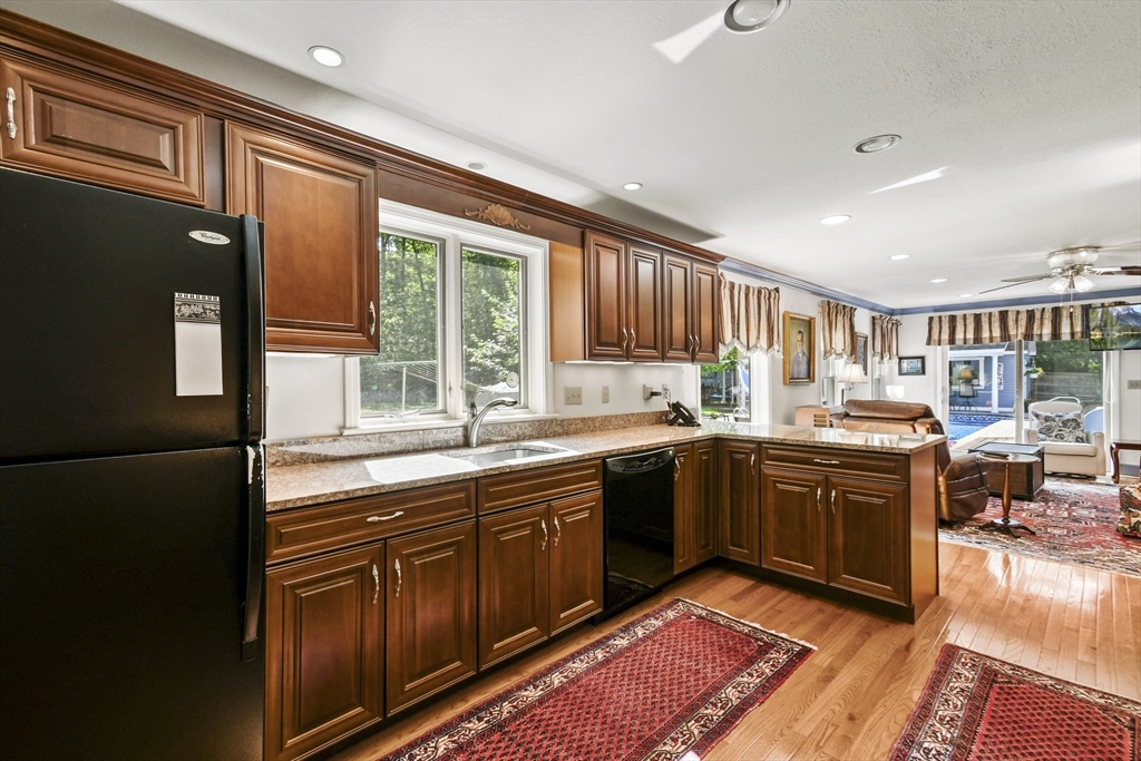 145 Stonehill Road East Longmeadow, MA 01028 - Photo 31 of 42