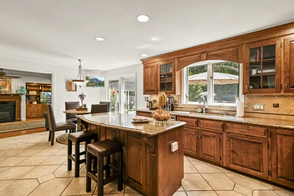 $1,295,000 | 145 Stonehill Road, East Longmeadow, MA 01028