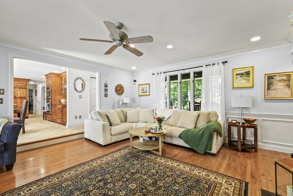 145 Stonehill Road East Longmeadow, MA 01028 - Photo 8 of 42