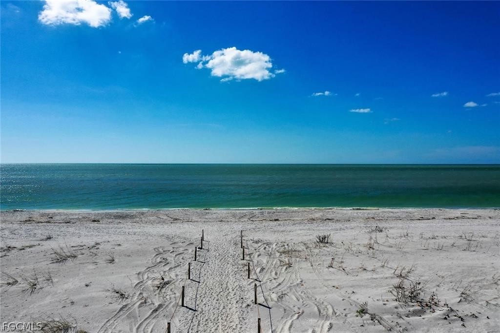 5117 Sea Bell Road, Unit F206 Sanibel, FL 33957 - Photo 15 of 47 a view of a room with a chandelier