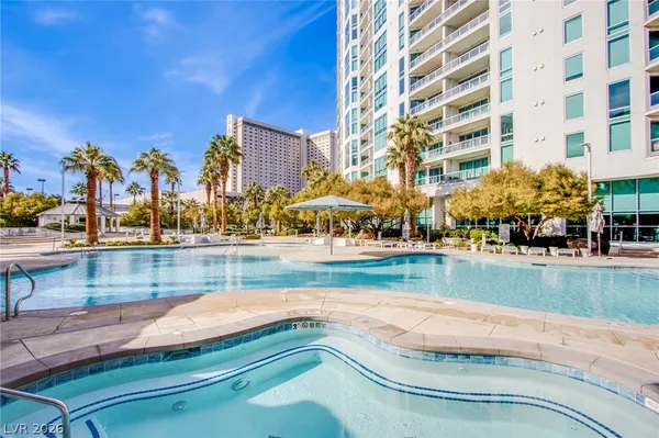 $2,300 | 222 Karen Avenue, Unit 306, Las Vegas, NV 89109