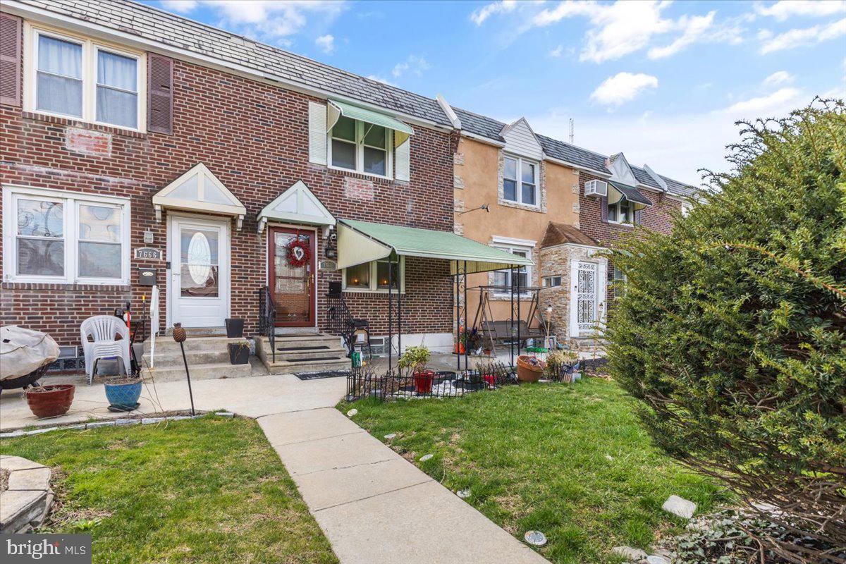 7668 Sherwood Road Philadelphia, PA 19151 - Photo 1 of 24 Front
