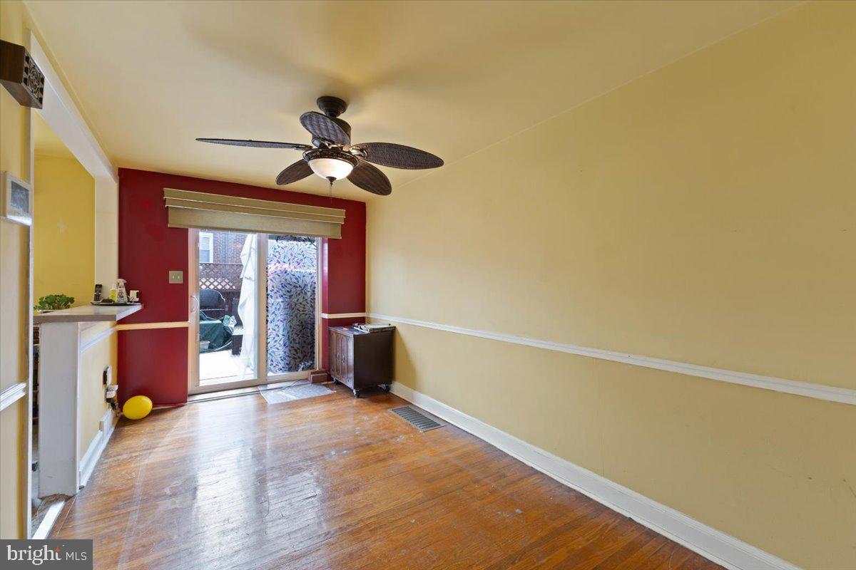 7668 Sherwood Road Philadelphia, PA 19151 - Photo 9 of 24 Dining Room