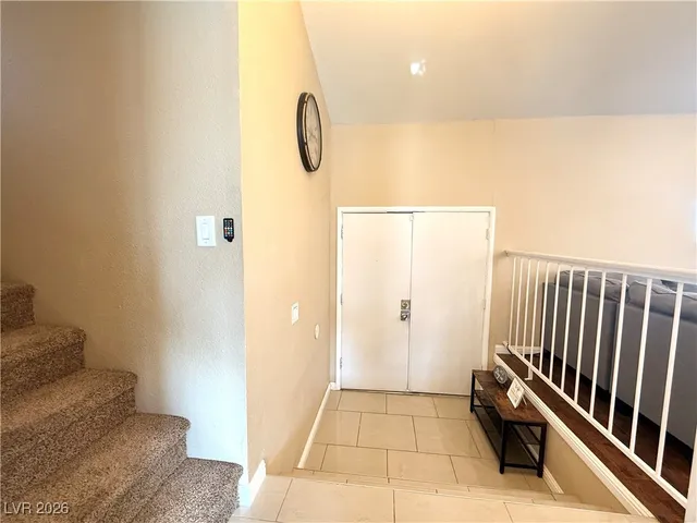 $2,895 | 5253 Cartaro Drive, Las Vegas, NV 89103