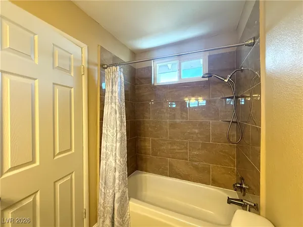$3,084 | 5253 Cartaro Drive, Las Vegas, NV 89103
