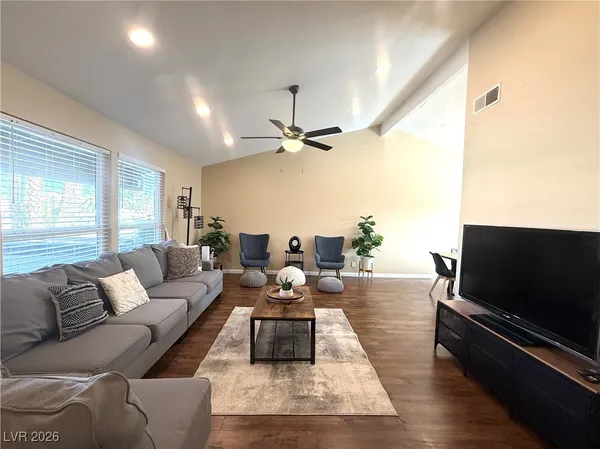 $3,084 | 5253 Cartaro Drive, Las Vegas, NV 89103