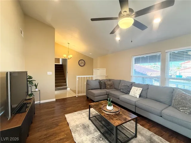 $2,895 | 5253 Cartaro Drive, Las Vegas, NV 89103