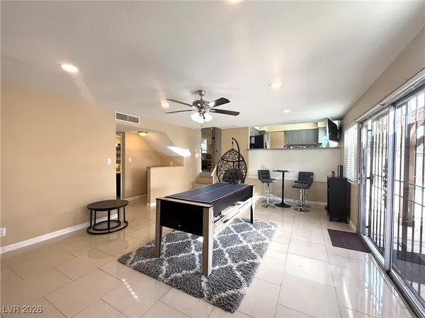 $3,084 | 5253 Cartaro Drive, Las Vegas, NV 89103