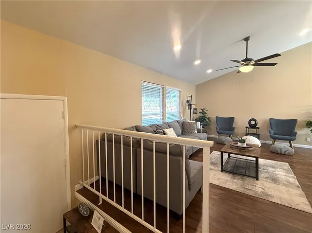 $2,895 | 5253 Cartaro Drive, Las Vegas, NV 89103