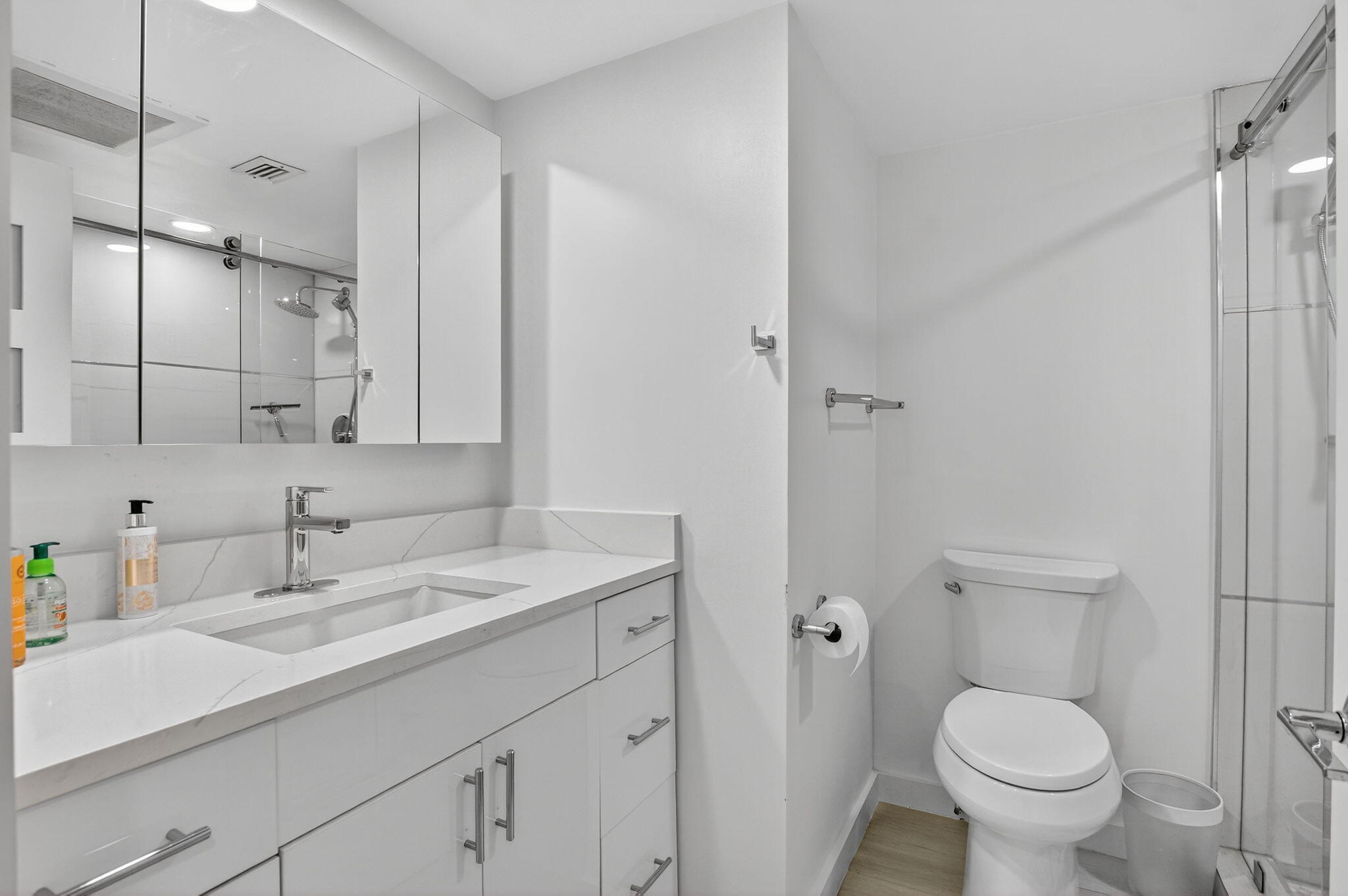 7768 Lakeside Boulevard, Unit 526 Boca Raton, FL 33434 - Photo 26 of 56 26-web-or-mls-017_DSC_0696