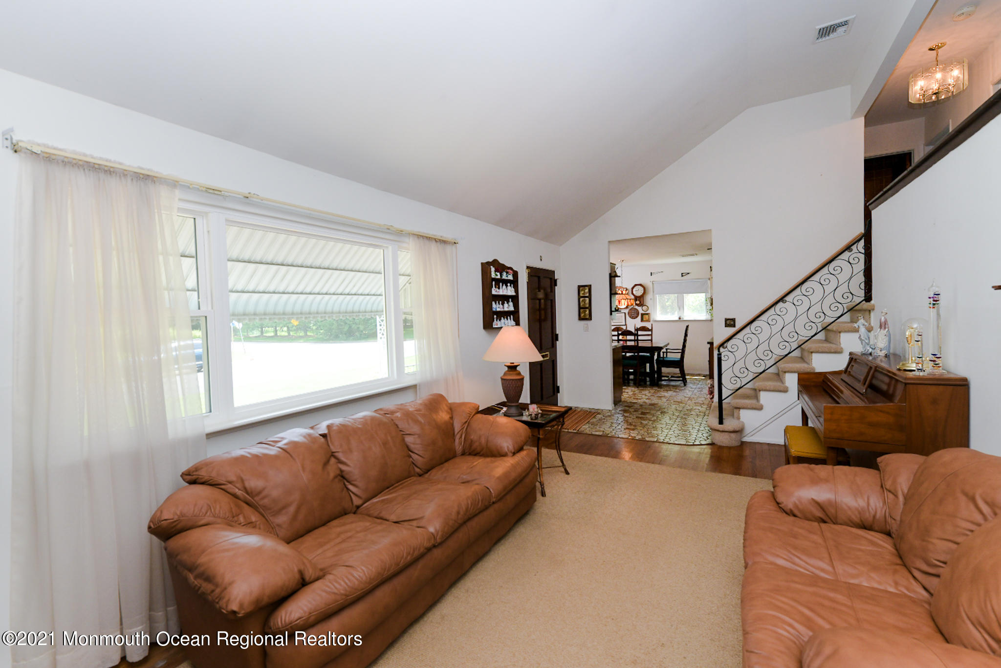 11 Old Manor Road Holmdel, NJ 07733 - Photo 8 of 22 DSC_4219